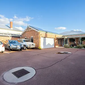 Perth hotels &amp; apartments, all accommodations in Perth
