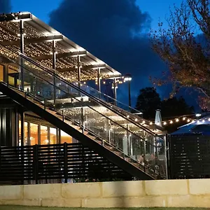 Perth hotels &amp; apartments, all accommodations in Perth